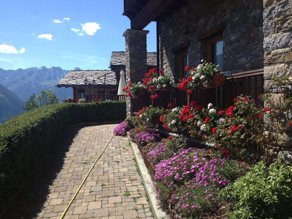Les Combes Hotel