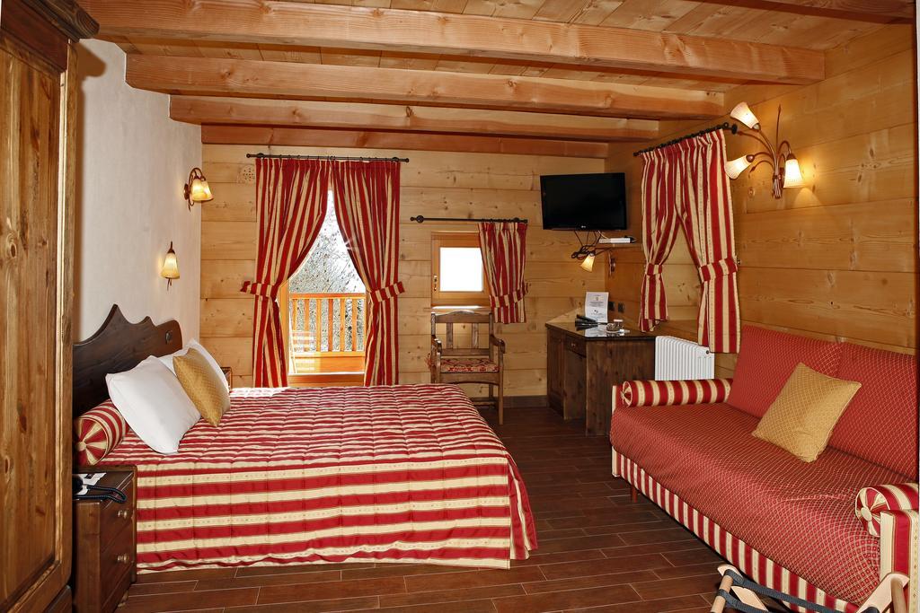 Hotel Les Combes 3*