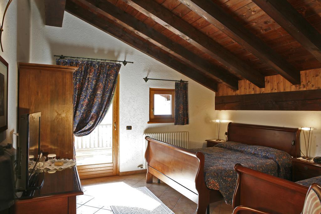 Hotel Les Combes 3*